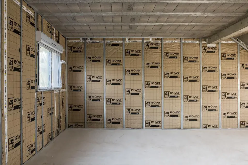 isolation intérieure par doublage sous ossature avec plaquinnov situer a mont de marsan