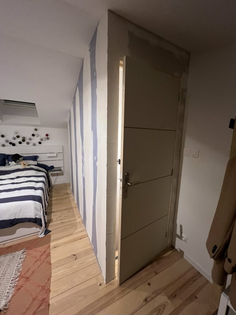 Je tiens à remercier chaleureusement l'équipe de [Nom de l’agence] pour leur professionnalisme, leur écoute et la qualité du travail réalisé. Ils ont su parfaitement comprendre nos besoins et traduire notre vision en un site web moderne, intuitif et performant. Leur accompagnement tout au long du projet a été exemplaire : réactivité, conseils avisés, respect des délais et grande disponibilité. Le résultat final dépasse nos attentes, tant sur le plan du design que des fonctionnalités. Je recommande cette agence les yeux fermés à toute entreprise souhaitant développer une présence en ligne de qualité. Un grand bravo à toute l’équipe !